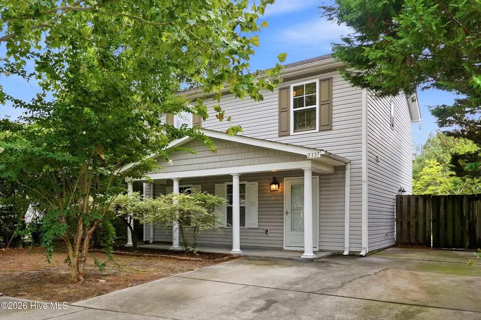 2337 Jefferson Street, Wilmington, NC 28401 – photo 1 of 36