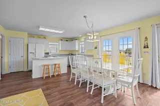1301 N New River Drive, Surf City, NC 28445 – photo 7: Dining Area