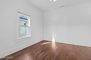 609 N 10th Street, Wilmington, NC 28401 — 4-bedroom home in Brooklyn, Wilmington, NC, photo 7 of 34: Bedroom (7)