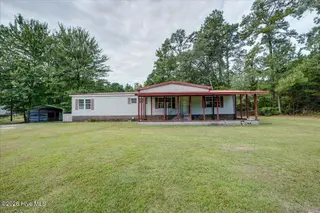 102 Gloria Court, Vanceboro, NC 28586 – photo 1: 02-1002_Gloria_Ct-24