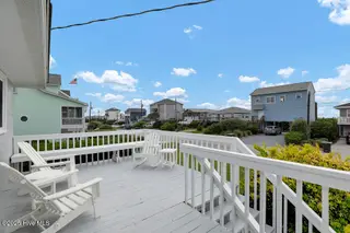1040 Ocean Boulevard, Topsail Beach, NC 28445 – photo 8: 024_6g8a5763_647