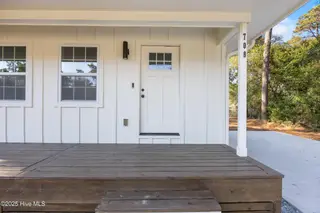 708 Bonham Avenue, Wilmington, NC 28403 – photo 5: 4_front entryway