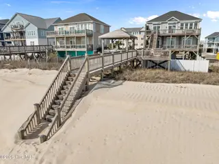 728 New River Inlet Road, North Topsail Beach, NC 28460 – photo 6: 22-web-or-mls-21-print-20
