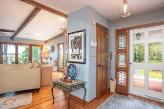 435 Munden Farm Road, Newport, NC 28570 – photo 8: Entryway