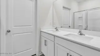 3086 Platinum Circle, West End, NC 27376 – photo 23: Bathroom