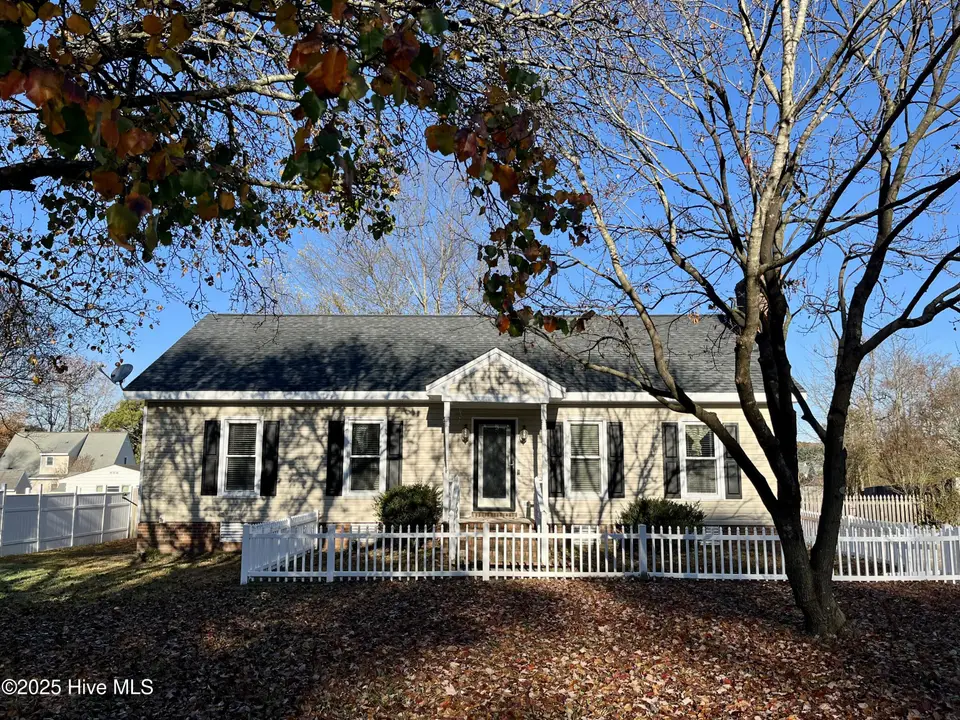 3003 Kings Mill Walk N, Wilson, NC 27896 – photo 1 of 22: IMG_4926