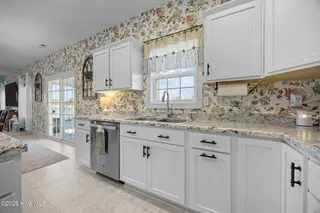 606 Turkey Trot Trail, Maysville, NC 28555 – photo 12: Kitchen