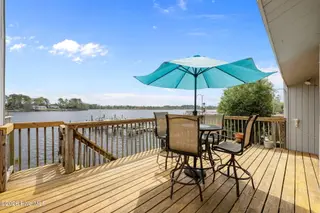 10 Batts Hill Road, New Bern, NC 28562 – photo 5: Waterfront Deck