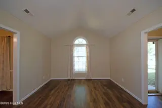 186 Raintree Circle, Jacksonville, NC 28540 – photo 4: Family room