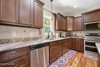 585 Burning Tree Road 10, Pinehurst, NC 28374 – photo 13: 45-web-or-mls-IMG_5210-edit
