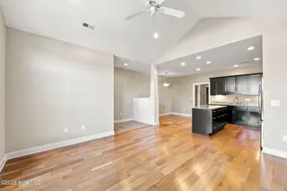 35 Elk Ridge Lane, Southern Pines, NC 28387 – photo 8: Living Room/Kitchen