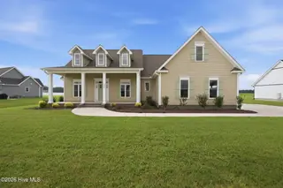 352 Stephanye Lane, Greenville, NC 27834 – photo 4: 4-web-or-mls-BLS_0717