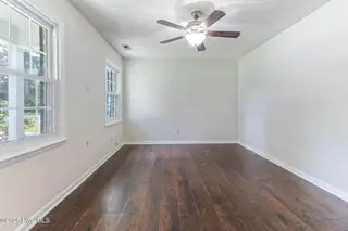 801 Brynn Marr Road, Jacksonville, NC 28546 – photo 10: 10-web-or-mls-IMG_9942