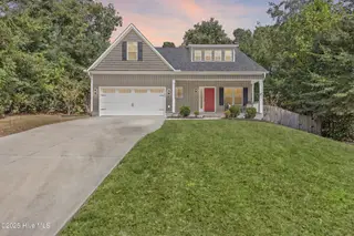 220 Hickory Lane, Hampstead, NC 28443 – photo 2: 1af1ad0e-68dd-4793-8c5b-c476fecb68e5