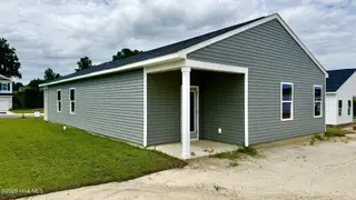 151 N Squires Run Lane, Richlands, NC 28574 – photo 11: Back Exterior