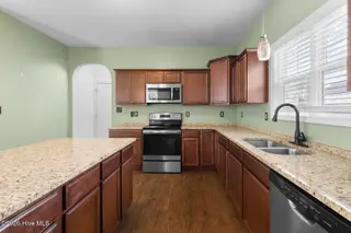 833 Tuscarora Trail, Jacksonville, NC 28546 – photo 14