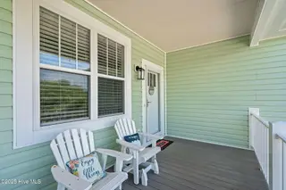 142 NW 12th Street, Oak Island, NC 28465 – photo 4: 56-web-or-mls-DSC06397