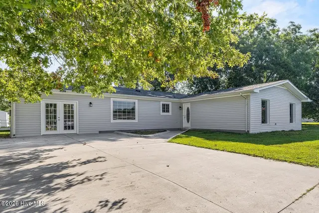 500 Emily Loop, Jacksonville, NC 28540