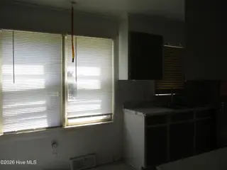 700 Jones Avenue, Kinston, NC 28501 – photo 11: IMG_1404