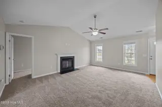 115 Laredo Drive, Jacksonville, NC 28540 – photo 7: 7-web-or-mls-115 Laredo Dr. 6