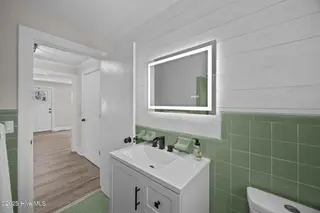 2904 Jefferson Drive, Greenville, NC 27858 – photo 13: 13-web-or-mls-BLS_0033