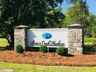 101 29 Shoreview Drive, New Bern, NC 28562 – photo 18: 20240117142310852659000000-o