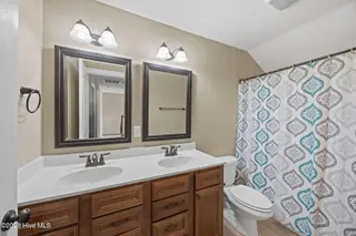 1912 Leighton Drive A, Greenville, NC 27834 – photo 20: 20-web-or-mls-BLS_0027