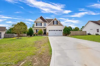 264 Rowland Drive, Richlands, NC 28574 — 3-bedroom home in Bradford Estates, Richlands, NC, photo 2 of 51