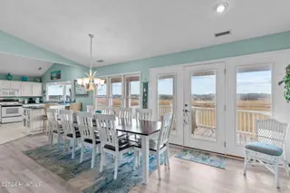 758 Ocean Boulevard W, Holden Beach, NC 28462 – photo 24: 25-web-or-mls-BTS09568