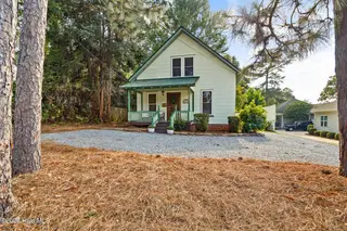 390 W Connecticut Avenue, Southern Pines, NC 28387 – photo 4: 390 W Connecticut-31