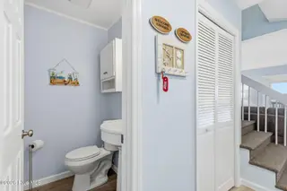 1401 Canal Drive Apt 3, Carolina Beach, NC 28428 – photo 23: 28_IMG_4577