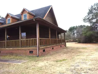 112 Abbey Frank Street, La Grange, NC 28551 – photo 5: IMG_20260123_132720878_