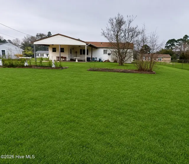 165 Copeland Court, Hubert, NC 28539