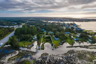 134 Goose Creek Loop Road, Newport, NC 28570 – photo 8: 26-web-or-mls-chadwick-visuals-134-goose