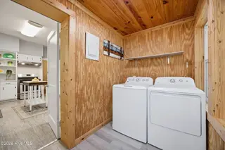 316 N Charlotte Street, Washington, NC 27889 – photo 18: 39-web-or-mls-img_0047