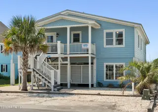 145 Ocean Boulevard W, Holden Beach, NC 28462 – photo 2