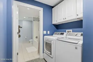 4425 Arendell Street 304, Morehead City, NC 28557 – photo 24: Laundry