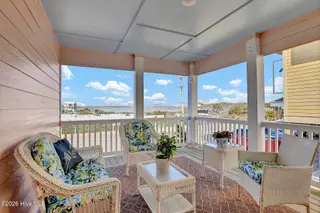 913 N Anderson Boulevard, Topsail Beach, NC 28445 – photo 18: 6G8A3958