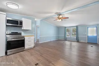 528 Live Oak Drive, Sunset Beach, NC 28468 – photo 8: 7 (2)
