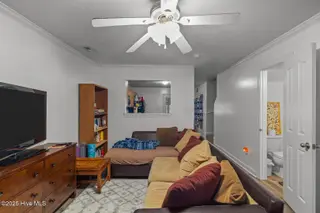 102 Springwood Drive, Jacksonville, NC 28546 – photo 8: 8