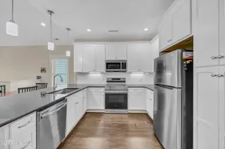 1406 Snapper Lane Unit 2, Carolina Beach, NC 28428 – photo 16: 016_img_9637_530
