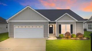 1701 Penncross Drive, Greenville, NC 27834 — 3-bedroom home in Meadow Woods, Greenville, NC, photo 2 of 47: 1-web-or-mls-1701 Penncross