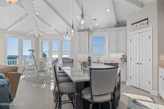 102 E Summer Place, Emerald Isle, NC 28594 – photo 11: 102 E Summer Place