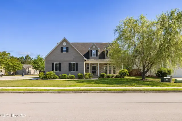 300 Walkens Woods Lane, Jacksonville, NC 28546