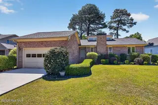 1929 Caracara Drive, New Bern, NC 28560 – photo 2: Front