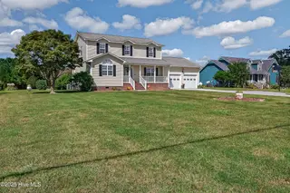 325 Francktown Road, Richlands, NC 28574 – photo 2: 02