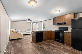 3664 Lakeview Drive SW, Supply, NC 28462 – photo 5: 20250912210234994606000000-o