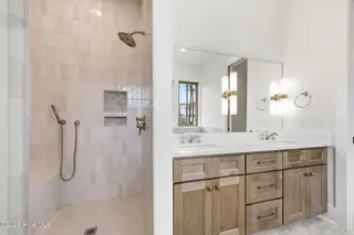 404 Summer Duck Drive, Beaufort, NC 28516 – photo 11: Primary Bath 2