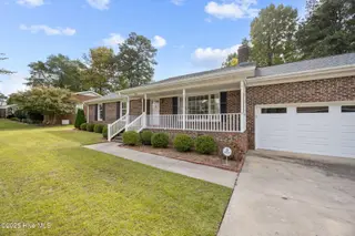 402 Kirkland Drive, Greenville, NC 27858 – photo 3: 3-web-or-mls-BLS_0001