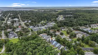 1163 N Caswell Avenue, Southport, NC 28461 – photo 7: 6_dji_20250823120737_0019_d